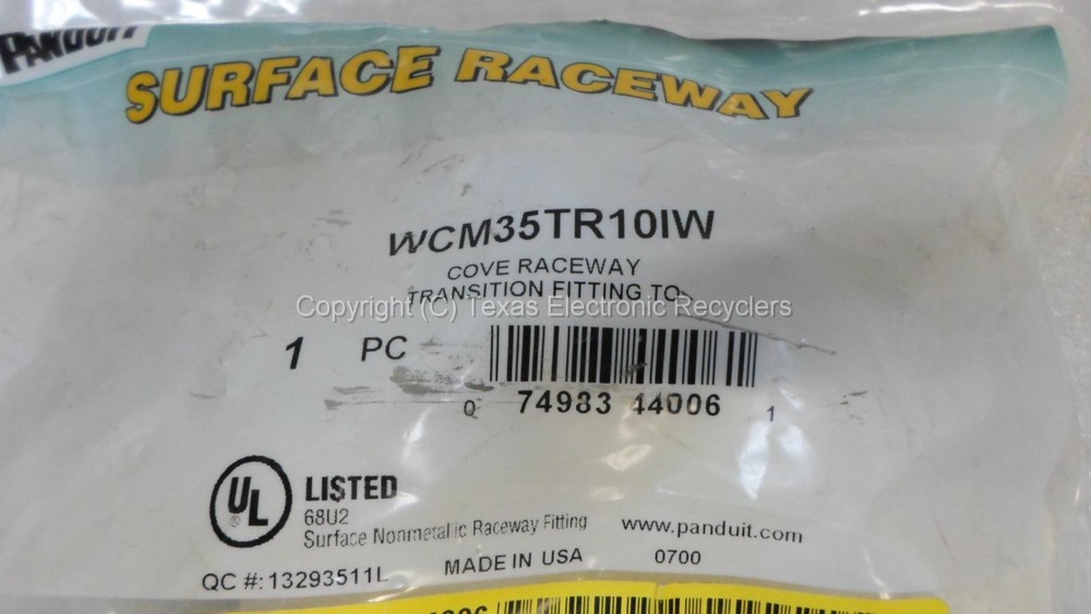Panduit WCM35TR10IW Cove Raceway Transition Fitting