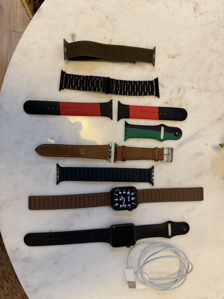 Apple Watch 6 And 1 Bundle
