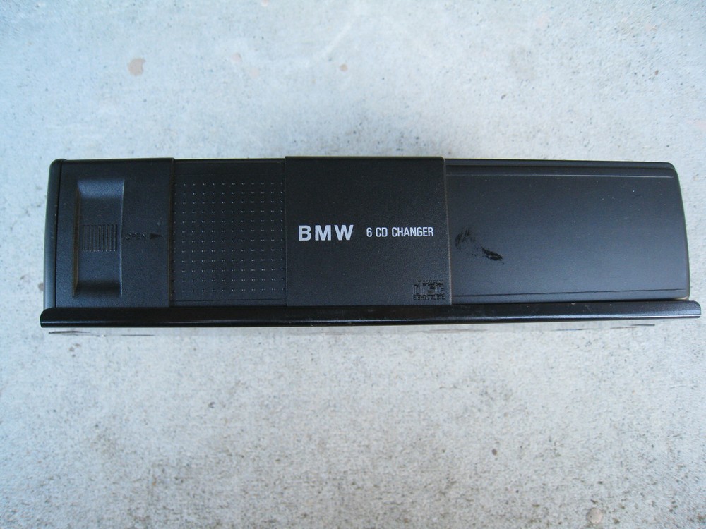 BMW 6 CD CHANGER     # 82111469404