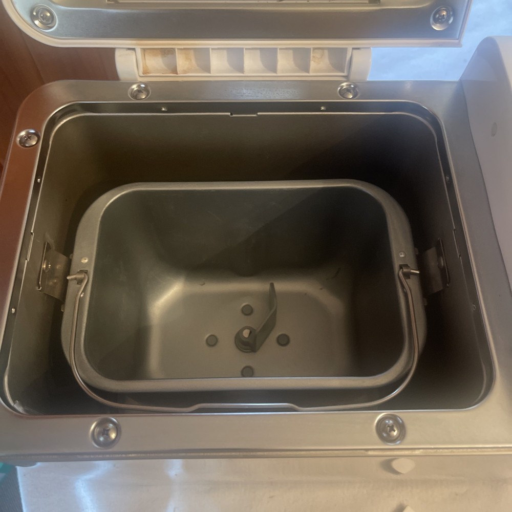 Breadman Ultimate TR2200 Bread Machine