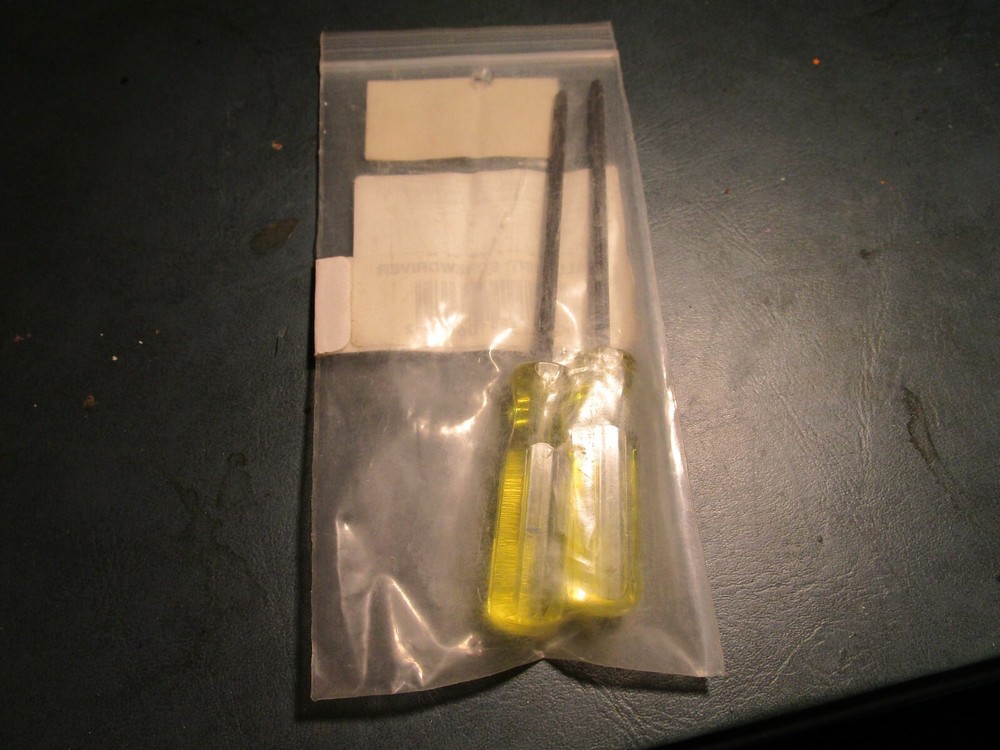 (2) Bondhus 10607 1/8" Balldriver Screwdriver