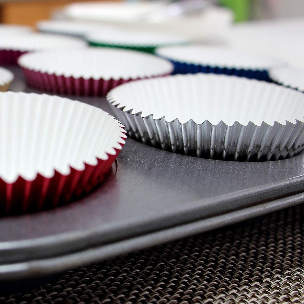 Eoonfirst Foil Cupcake Liners Standard Baking Cups 100 Pcs (Navy Blue)