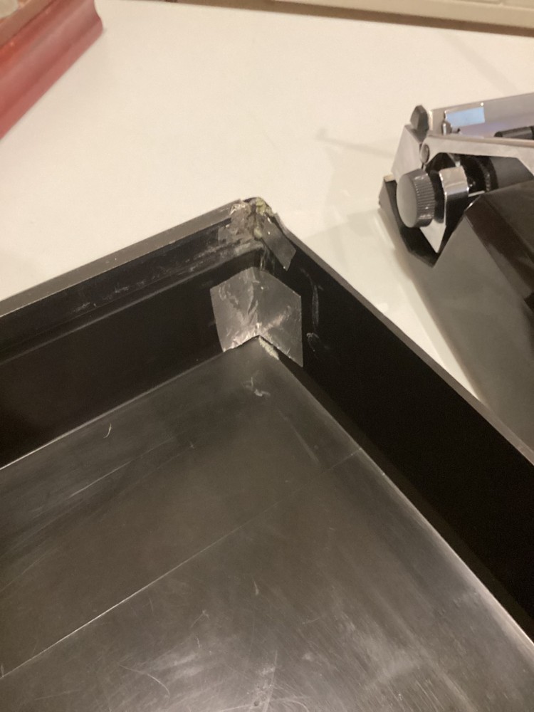 TRIUMPH TIPPA S. TYPEWRITER CURSIVE TYPEFACE. SPANISH LAYOUT. GERMANY 1969.