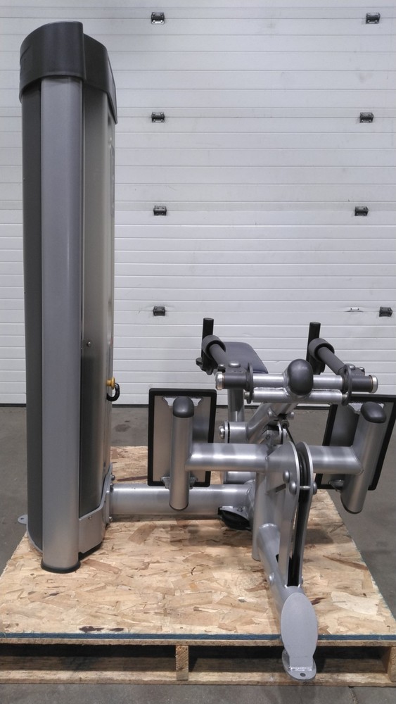 Seated Row Paramount Model: SP-5900