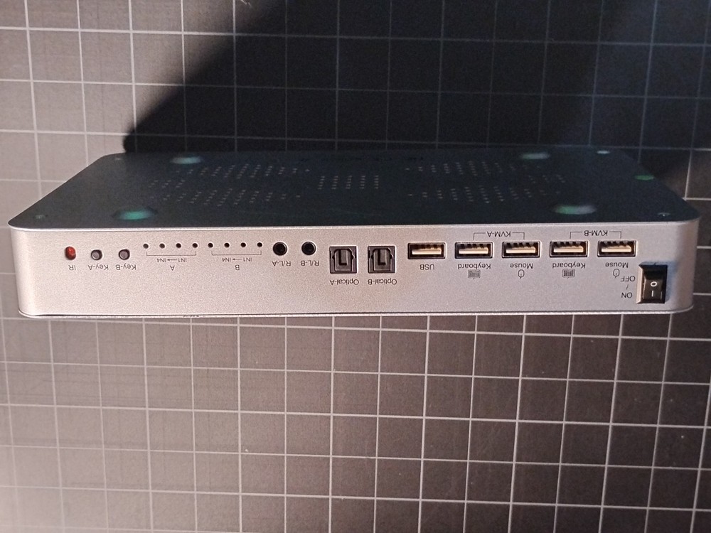 HDMI 4 X 2 KVM Matrix Box With Remote
