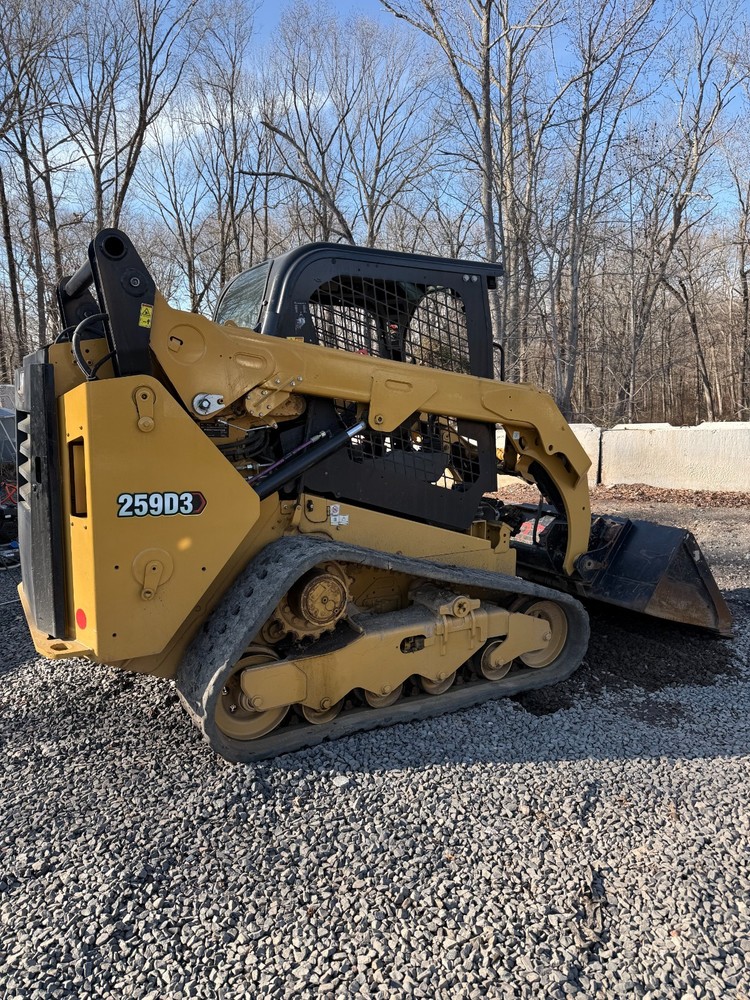 2022 Caterpillar 259D3 Skid Steer Loader Open Cab