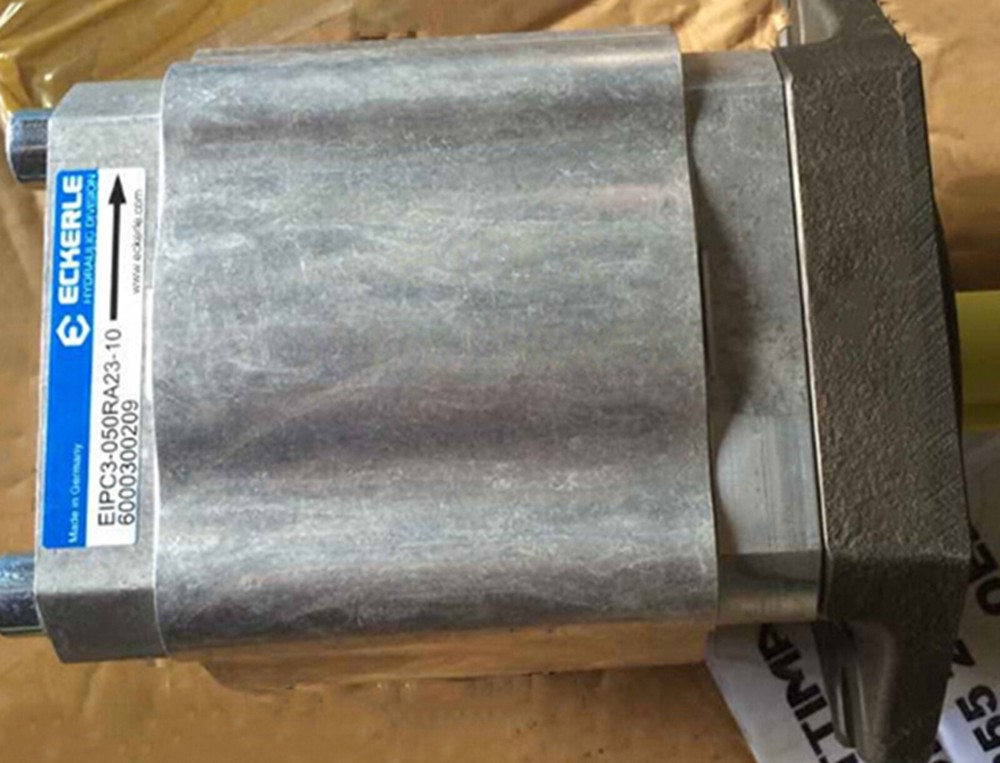 NEW Eckerle EIPC3-050RA23-10 Injection Molding Machine Servo Gear Pump