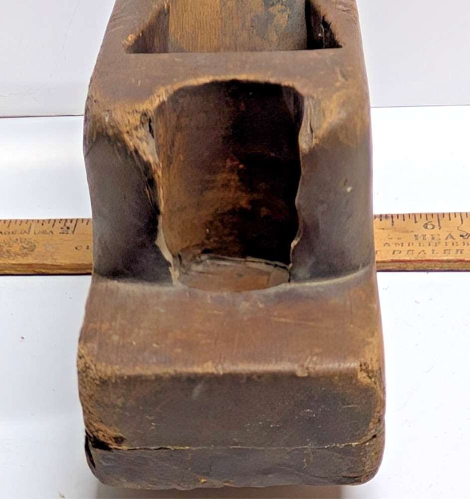 Antique Carpenter Woodworking Plane