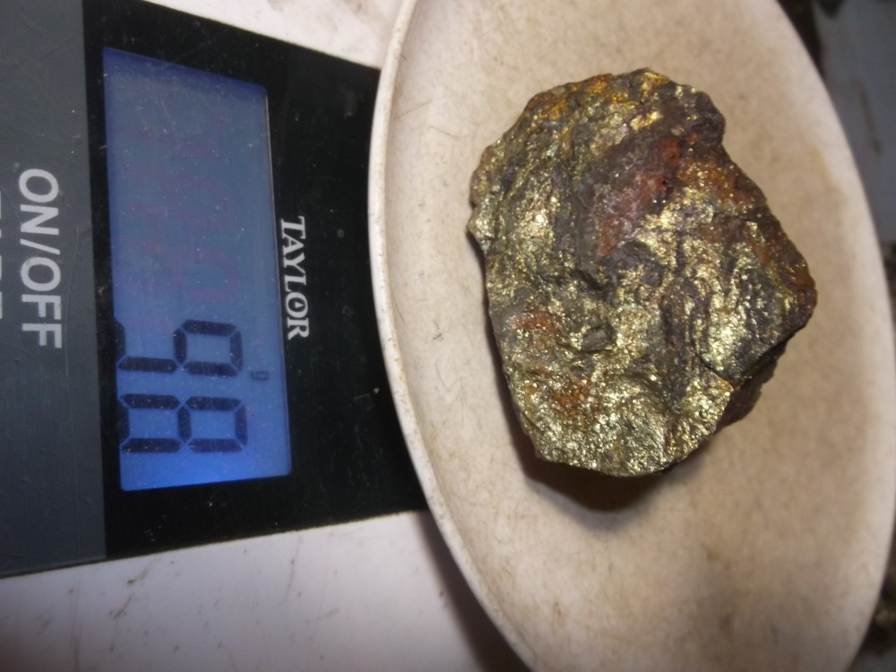 gold silver copper ore, 98 grams samples ,ore high grade .