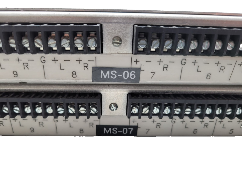 2X LOGITK ELECTRONICS SYSTEM 10X2 STEREO SWITC PRE-10S