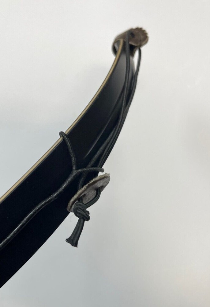 Summit Archery Recurve String Keeper