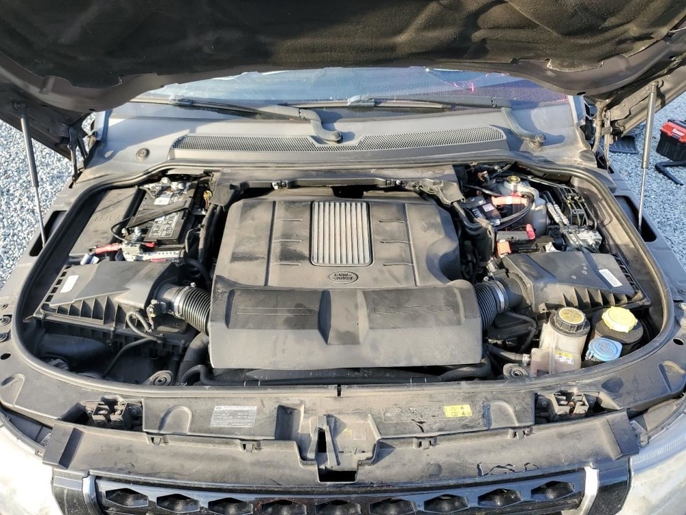 LR4 2016 Glove Box 4915510