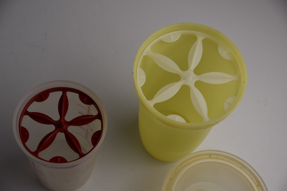 2 Tupperware Shake N Go Containers Collectible Plastic Workout Lidded & Inserts