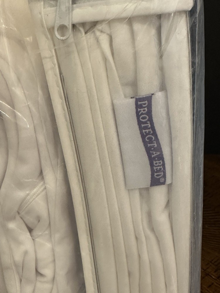Protect-A-Bed BASIC Starter Kit Queen Mattress Protector & Encasement Set – New