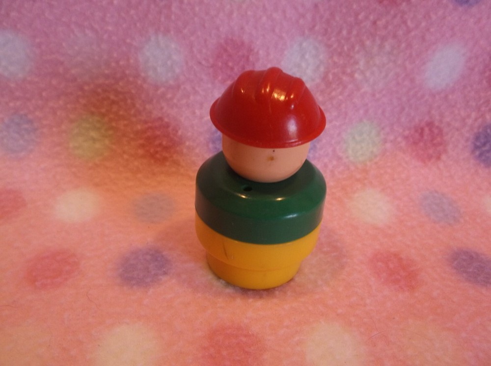 Plastic Construction Worker Figure Boy wearing Red Hat 3+