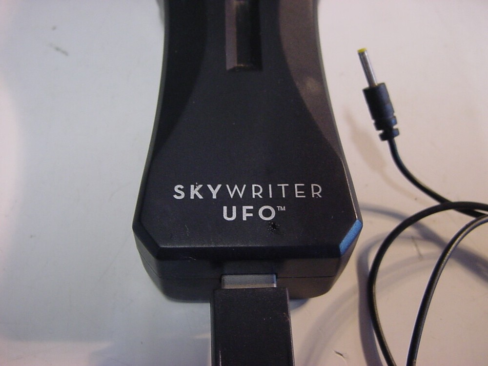 SKYWRITER UFO REMOTE CONTROL AND CORD
