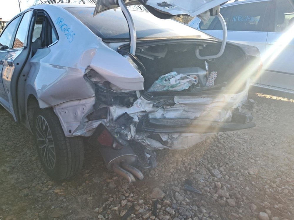 Console Front Floor Fits 19-21 JETTA 4896176