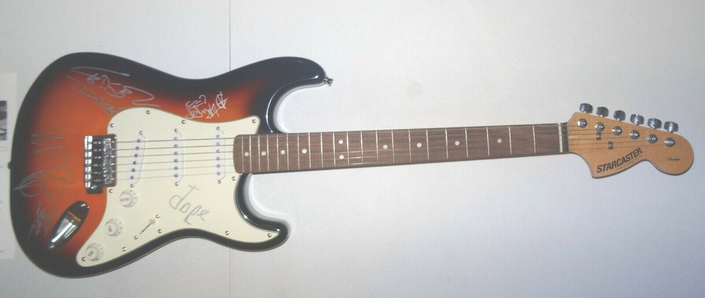 サイン入りドープバンド サイン入りギター認定本物JSA LOA#BB28374-