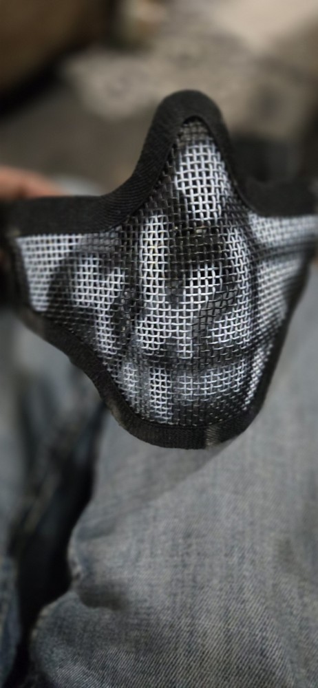 Airsoft Mesh Face Mask & Protective Goggles Set