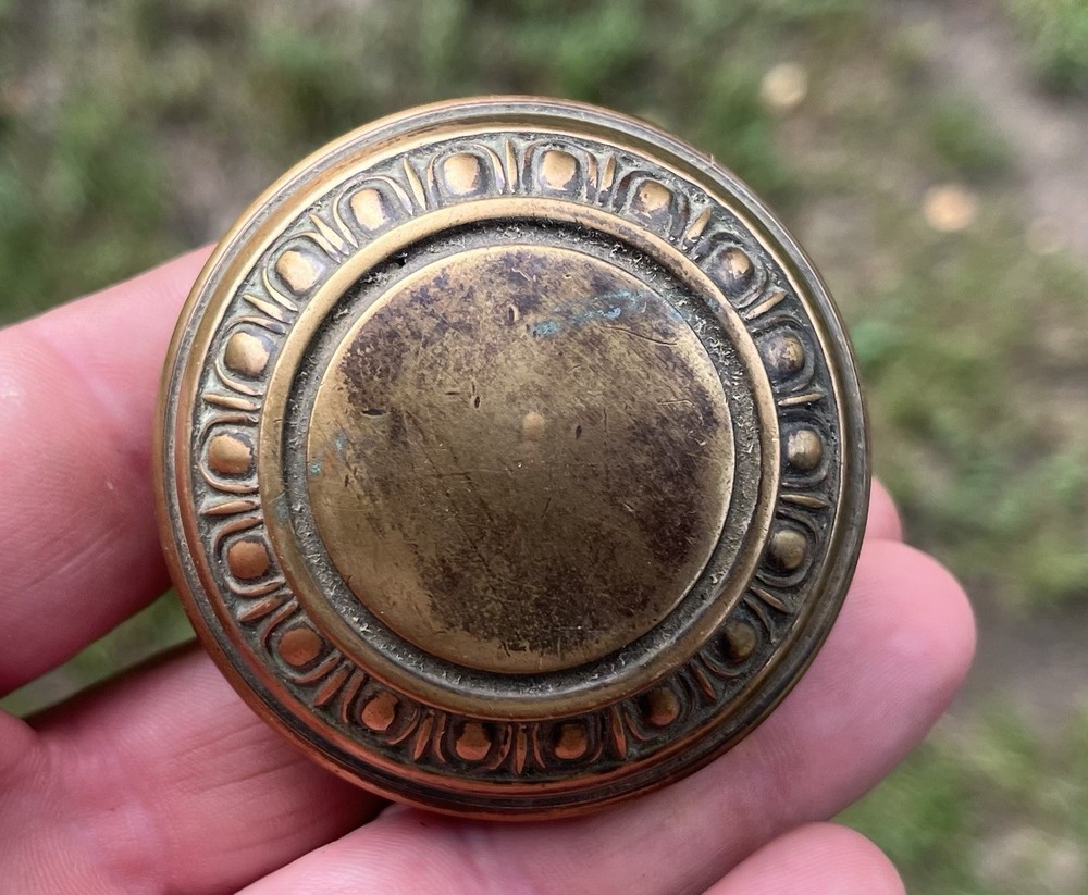 4 Matching Antique Brass Door Knobs Architectural
