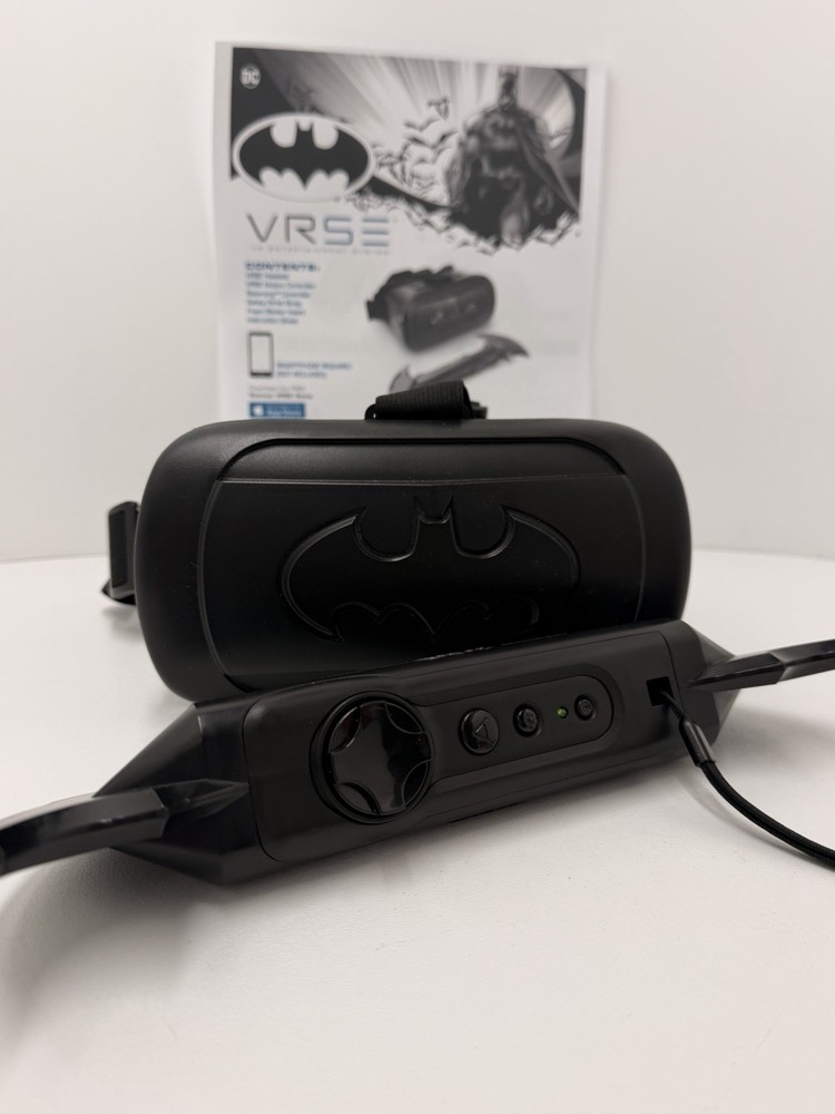 Batman VRSE VR Headset w Batarang Controller DC Smartphone VR System Set