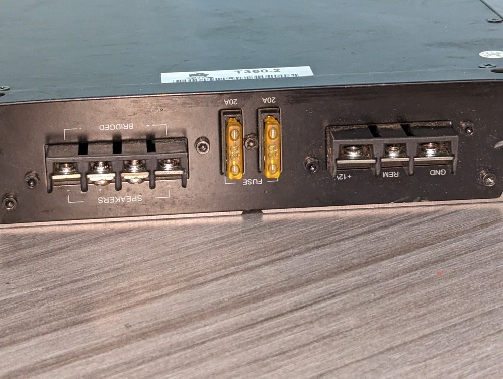 Total Mobile Audio T360.2 Two-Channel Full-Range MOSFET Amplifier