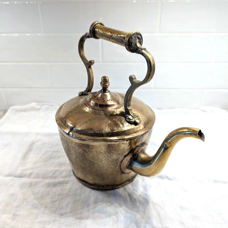 Antique Solid Brass Handmade Teapot Kettle Hammered Moroccan Riveted Deco READ