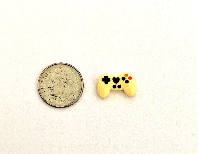Dollhouse Miniature Game Controller - 1:12 Scale - Random Color