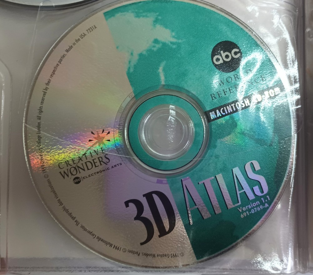 Macintosh 1995 Compact Disc Folder Performa 7.5.1 CD 6300 Apple Software Kids