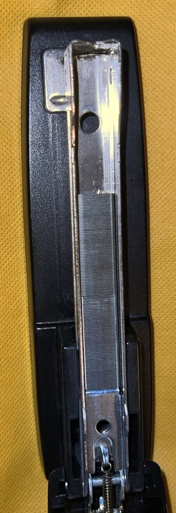 Swingline Durable Desk Stapler Black 546