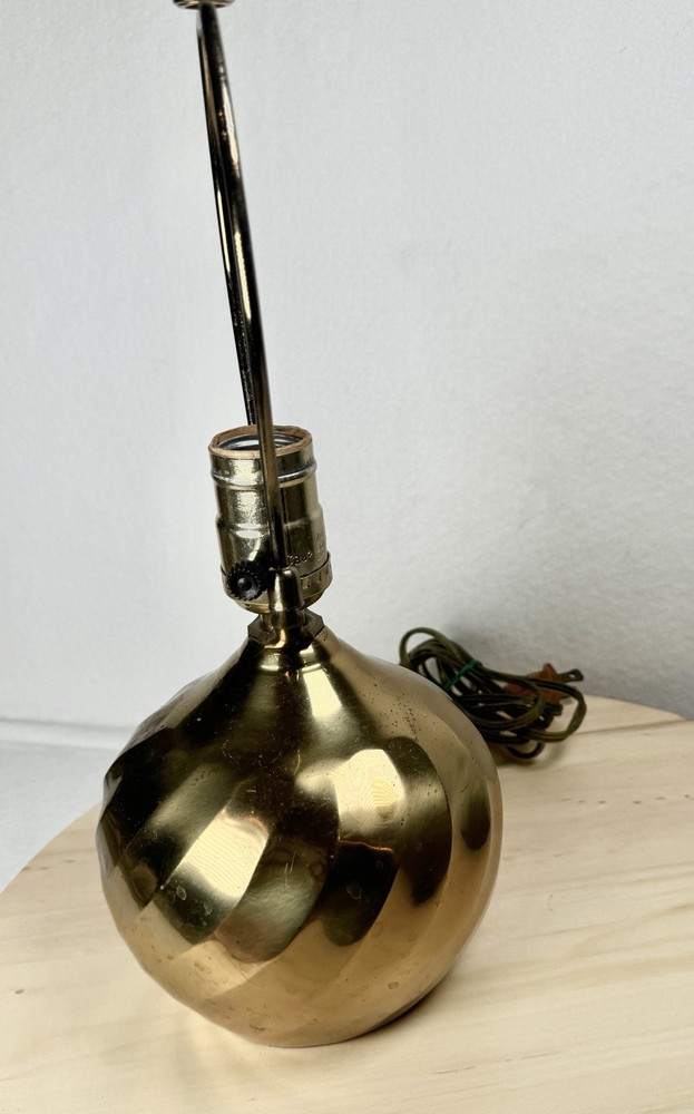 VTG Solid Brass Swirl Globe Table Lamp 14.5” Tall Without Shade