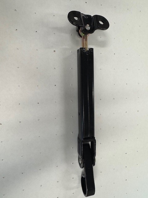 MACK HOOD SIDE FASTENER 3QM34A OEM