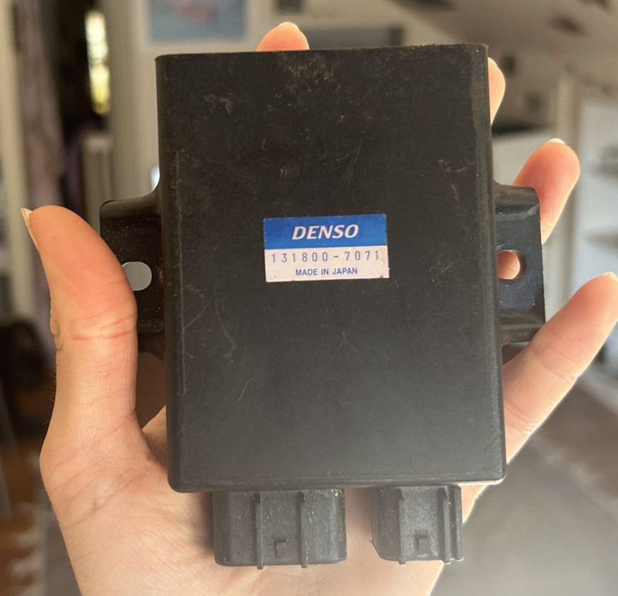Mercruiser 5.0 V8 Denso 861459-1 Ignition Module