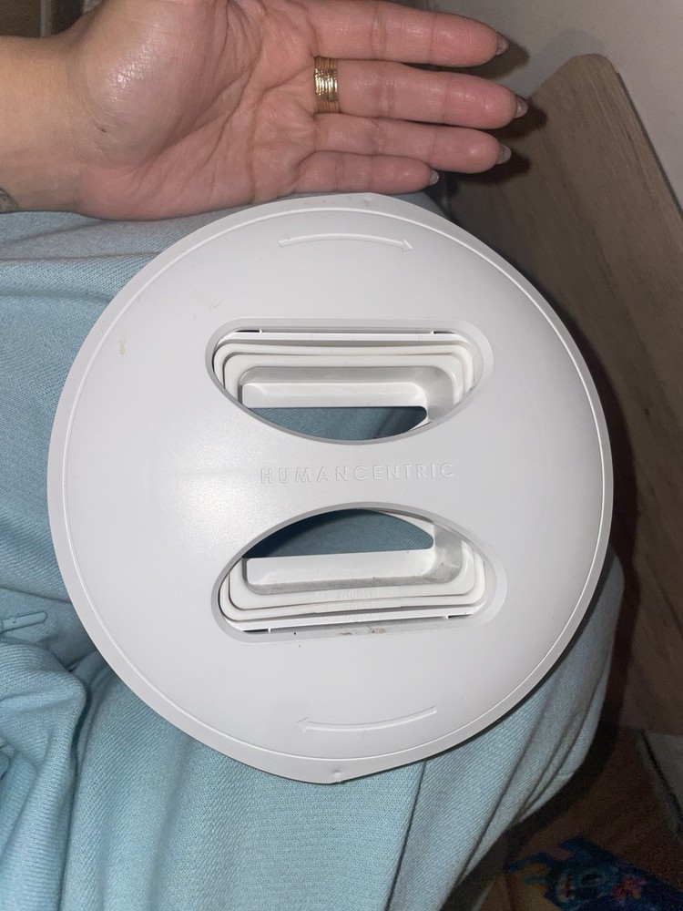 Retractable Mac Charger Cable holder without Cable! Winder Organizer