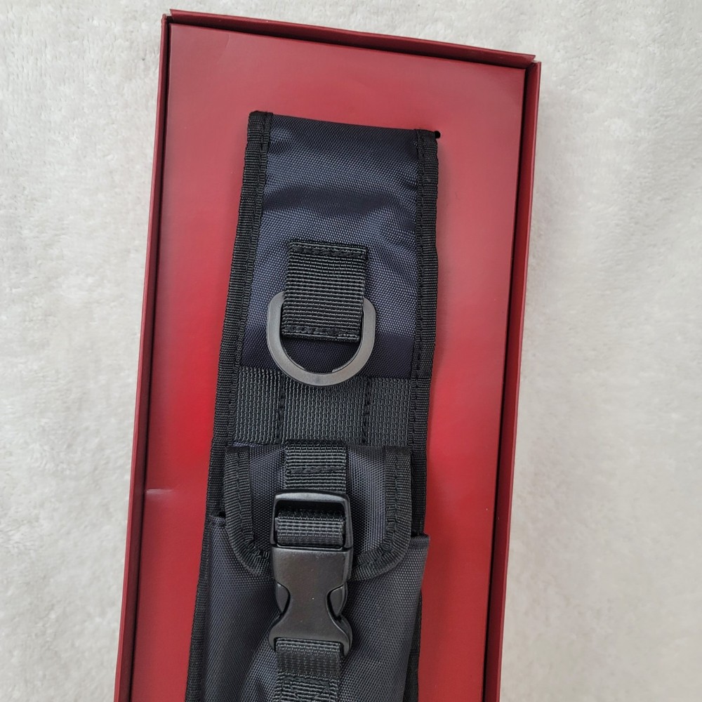 Tactical Necktie ThinkGeek Laser Pointer (READ) Pockets Slots Gag Gift Nylon