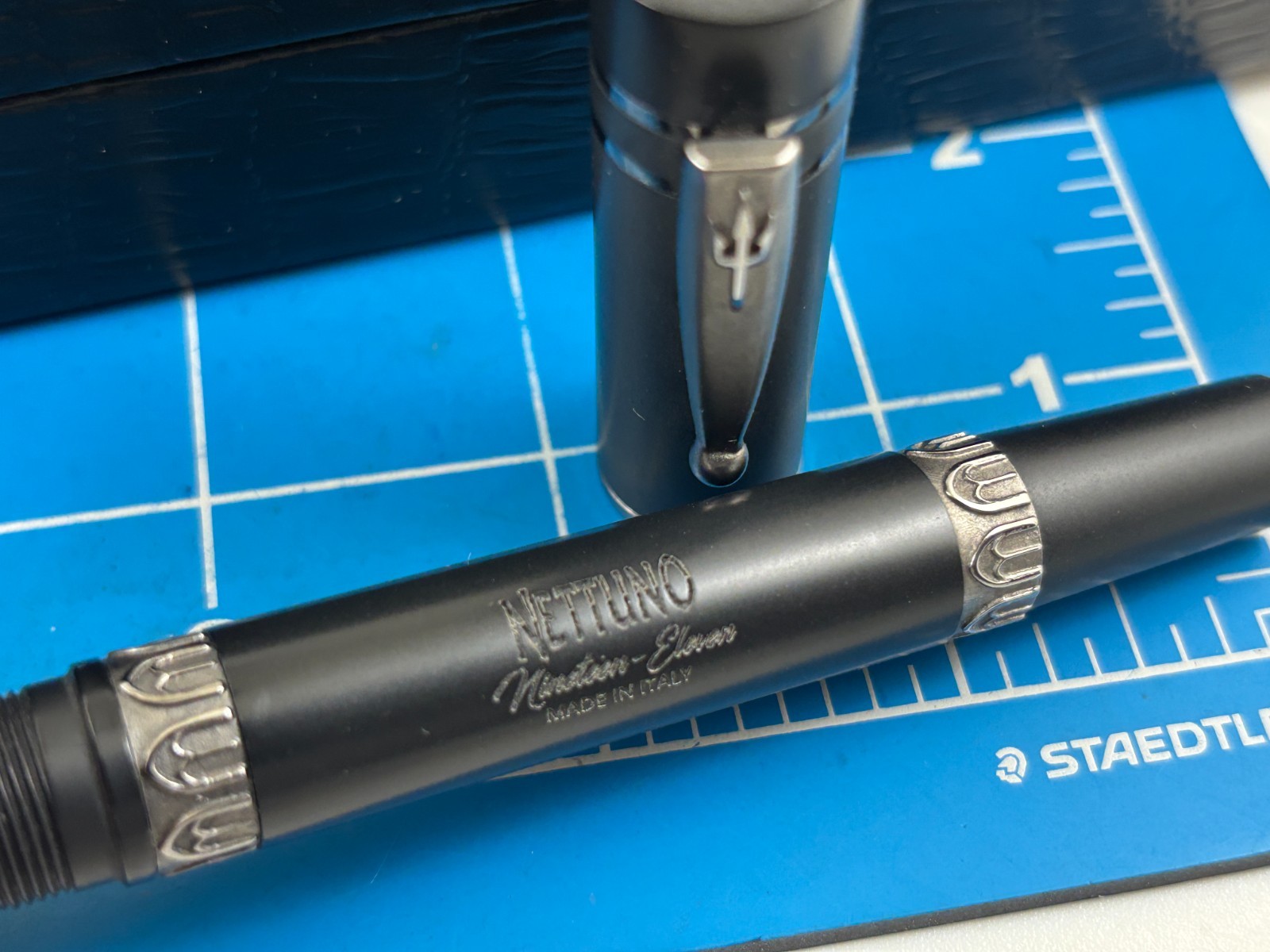 Judd's NEW Nettuno 1911 Black Sands Fountain Pen w/Fine Nib