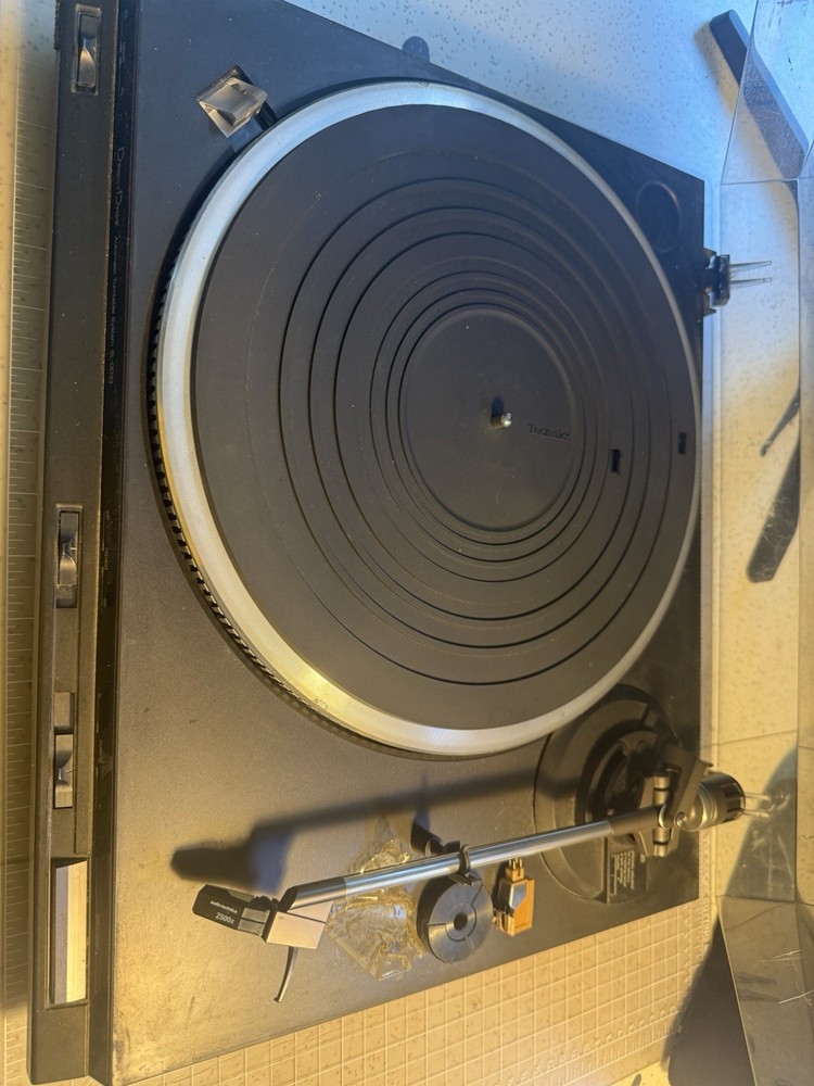 Technics Direct Drive Turntable SL-DD33, Record Player