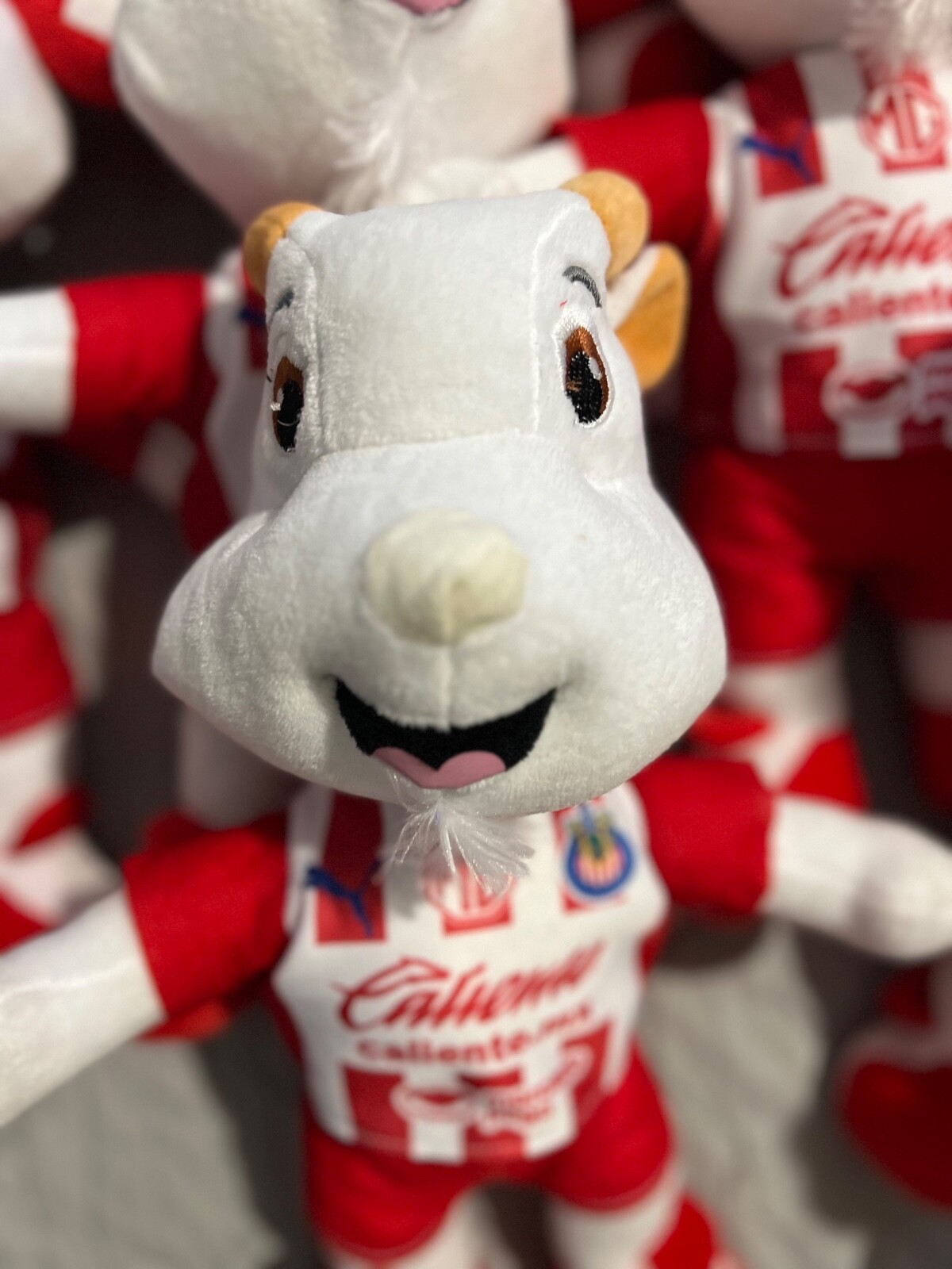 STUFFED ANIMAL CHIVAS RAYADAS DEL GUADALAJARA LIGA MX MASCOTA