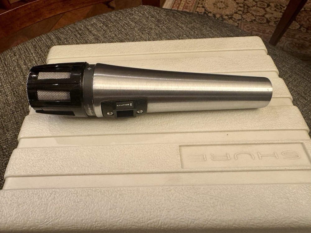 Shure 516EQ Dynamic Cardiod Microphone