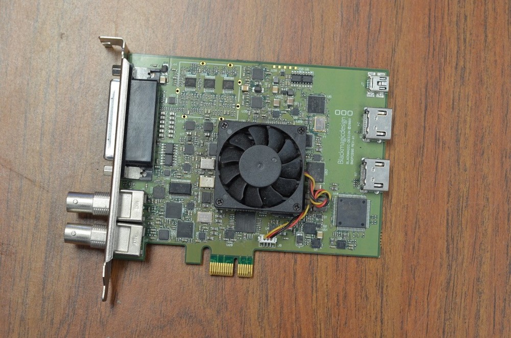 Black Magic Design BMDPCB95 decklink studio 2 sound card hdmi