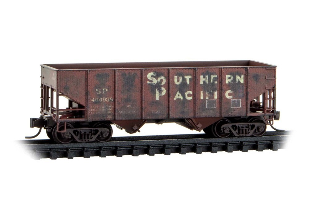 Southern Pacific 33' Twin Bay Hopper Weathered Micro-Trains #056 45 470 N Scale