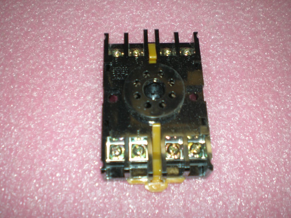 8PFA NOS Connector from Omron