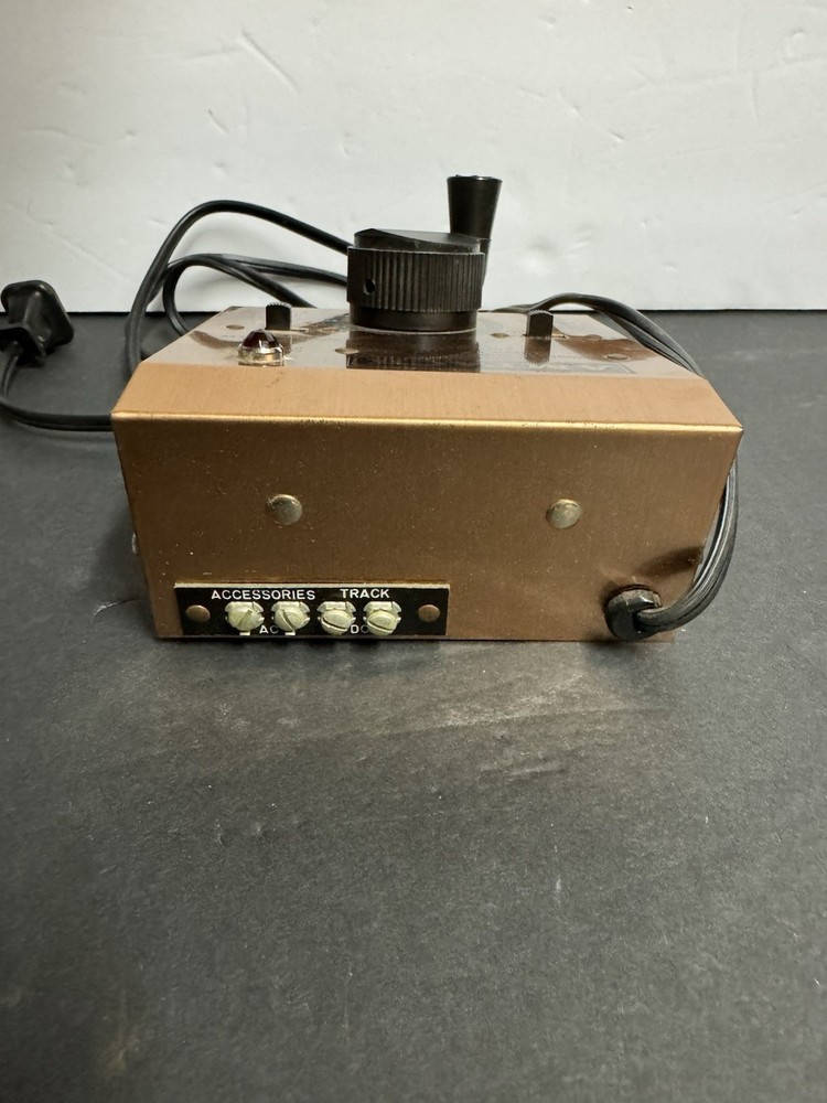 MRC Model 402 Ampack DC Hobby Transformer Train Controller Untested***