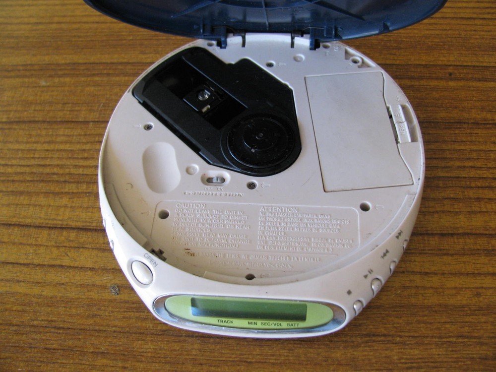 Sony D-EJ360 CD Walkman Blue Color Tested Great Working Condition