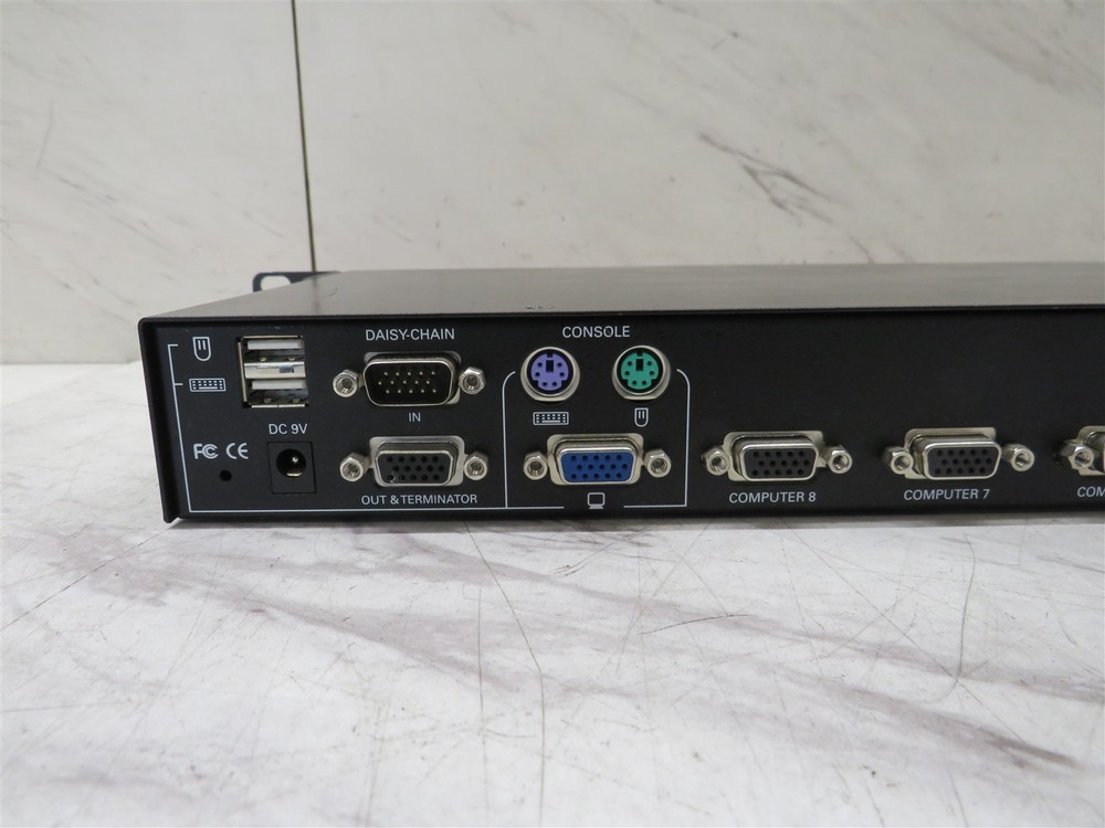 Tripp Lite NetController 8-Port Rack-Mountable KVM Switch USB-PS/2 B042-008