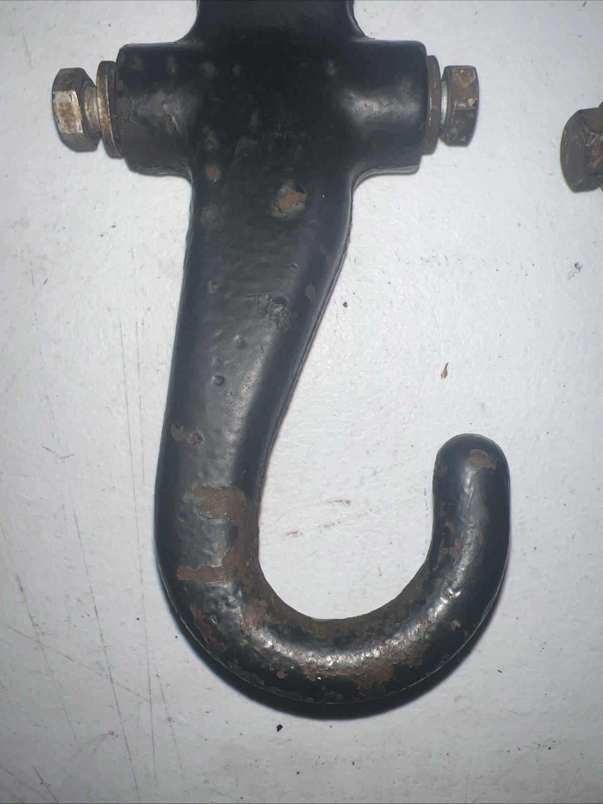 99-06 Silverado Sierra 2500 3500 HD Front Tow Hooks Recovery pair