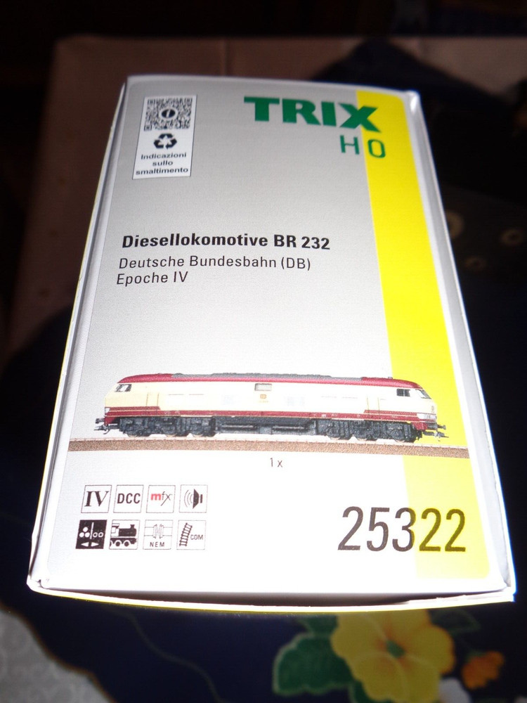 Trix Diesello No. 25322
