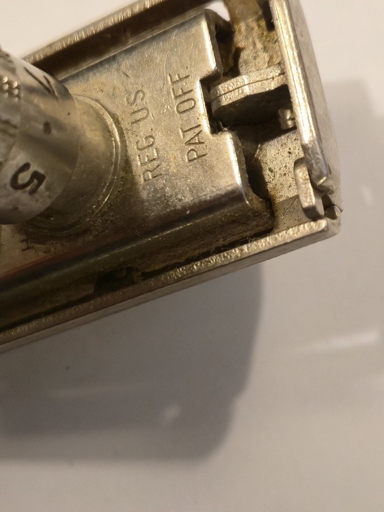 1963 Gillette Slim Adjustable 1-9 DE TTO Razor Date Code I1