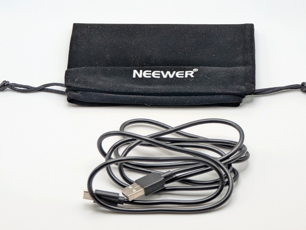 NEEWER PL81 PRO Professional LED Streaming Light