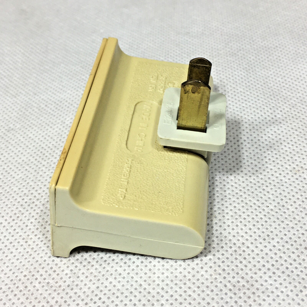 3-Outlet Wall Hugger Adapter Plug E124416 125V 15A